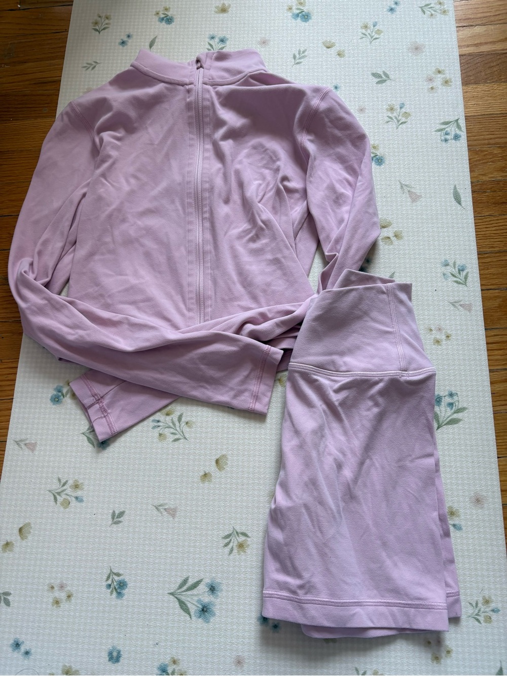 aritzia golden butter workout set